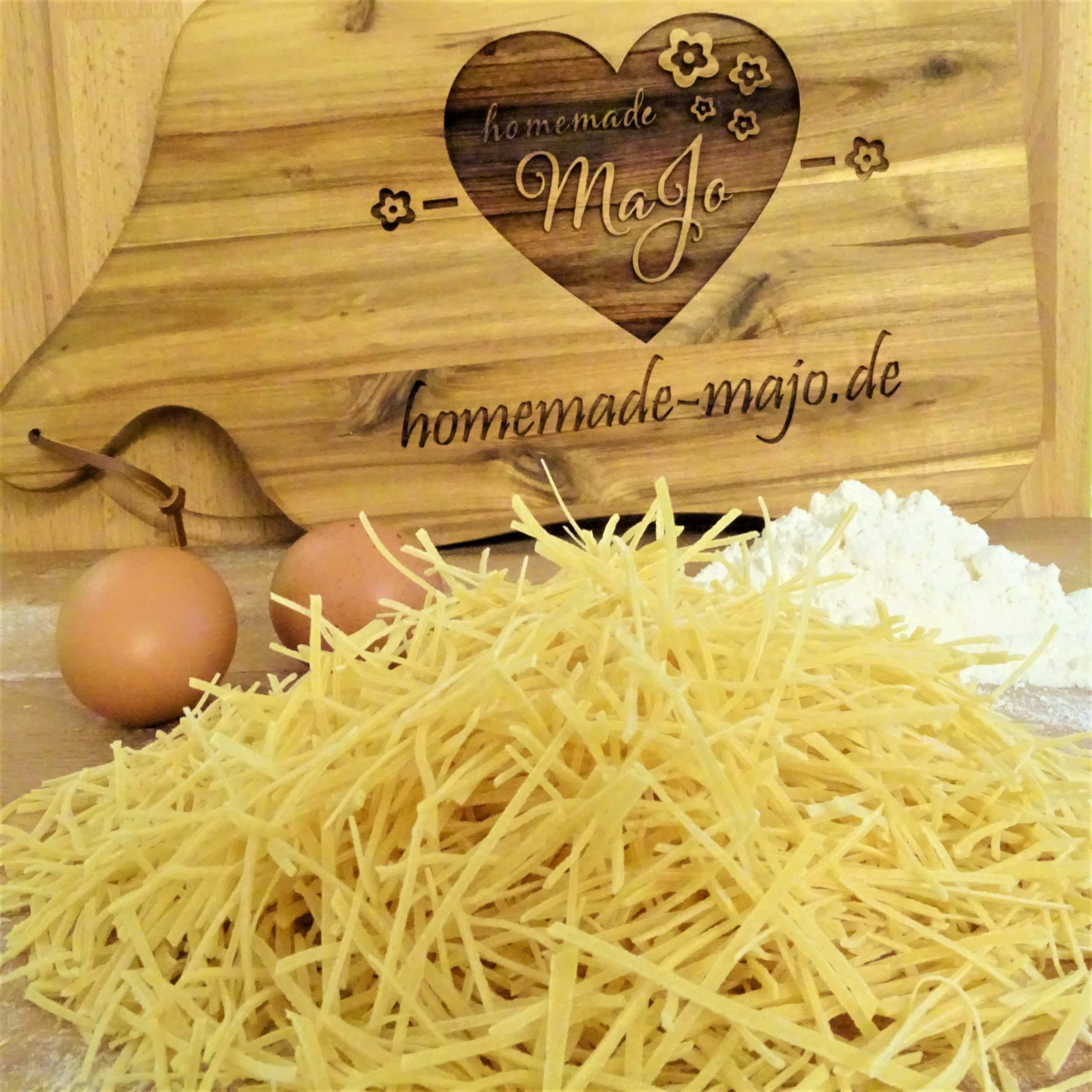 Hausgemachte Suppennudeln nach Rezept von Mutti