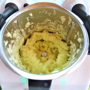 Zucchini-Wintervorrat-mit-dem-Thermomix-verarbeitet