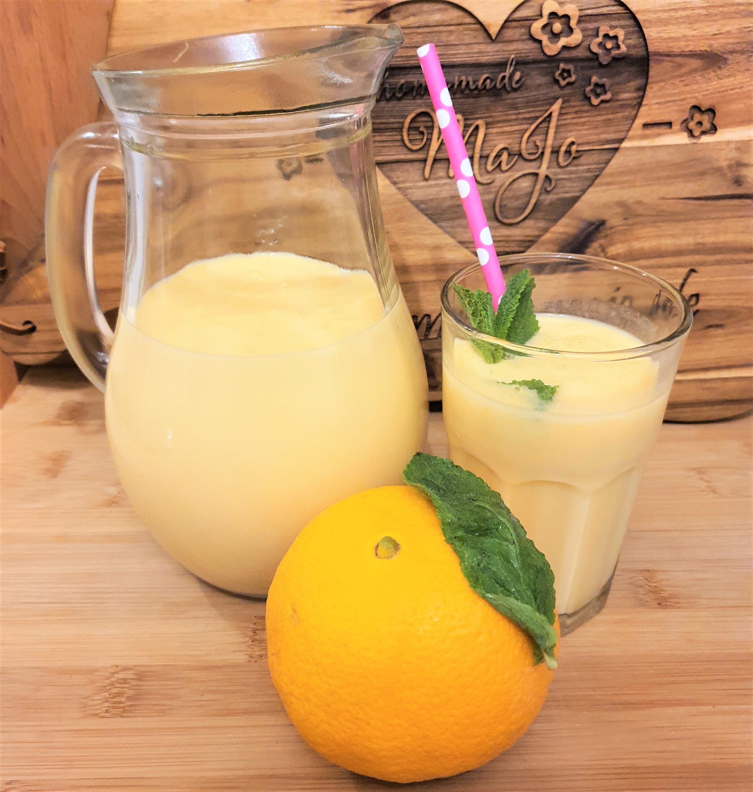 Kefir-Orangen-Shake mit Mango - ein Rezept für die 4-Wochen Stoffwechselkur